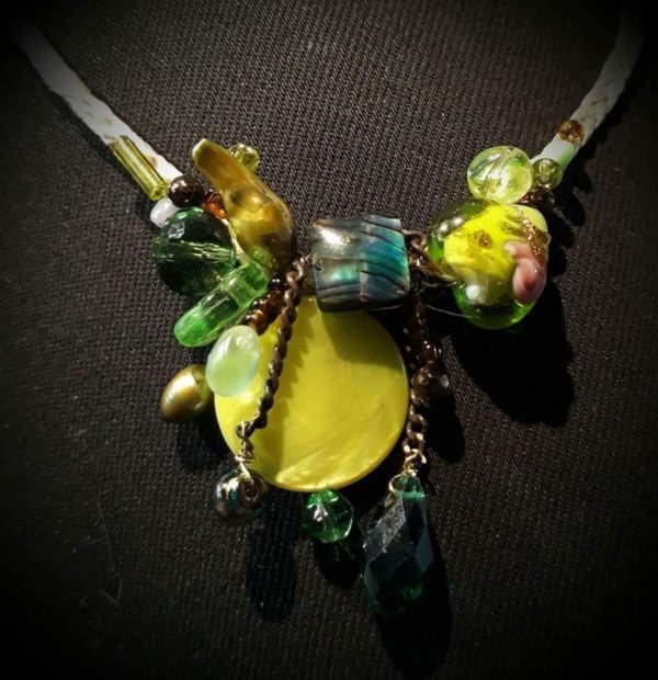 Collier fantaisie pomme verte