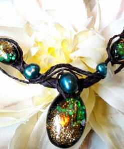 Collier oeufs de verre