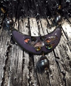 Collier demi-lune et perles