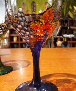 verre à vin peint à la main motif Vignes