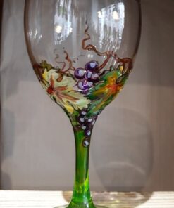 verre à vin peint à la main motif Vignes